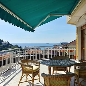  Appartamento Il Mare In Terrazza Italia